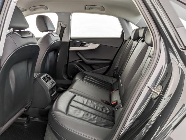 Audi A4 V (B9) Рестайлинг с пробегом 2021 года, цена 3 100 000 рублей, 94094 км, седан, Автокод Объявления