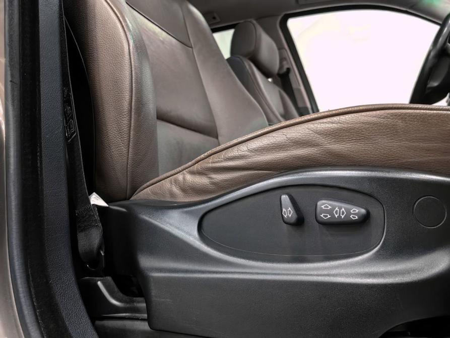 BMW X5 I (E53) Рестайлинг Новосибирск  - изображение 16