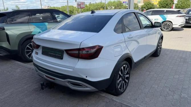 Lada (ВАЗ) Vesta I Рестайлинг (NG) с пробегом 2023 года, цена 1 296 000 рублей, 68618 км, седан, Автокод Объявления