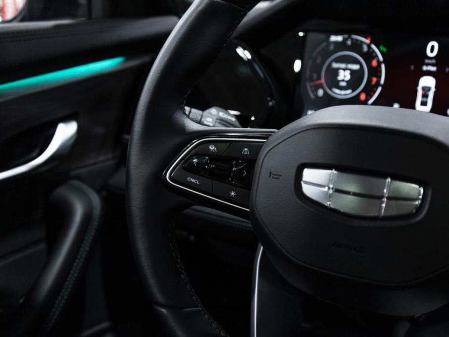 Geely Monjaro I Рестайлинг Санкт-Петербург  - изображение 32