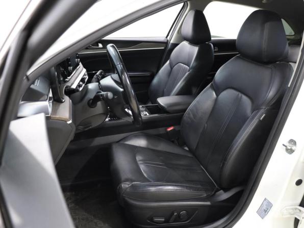 Kia K5 III с пробегом 2021 года, цена 2 539 000 рублей, 115055 км, седан, Автокод Объявления