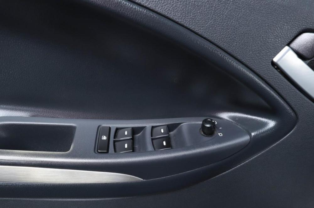 Geely Emgrand X7 I Челябинск  - изображение 9