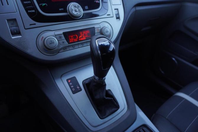 Ford Kuga I с пробегом 2012 года, цена 930 000 рублей, 232419 км, внедорожник, Автокод Объявления