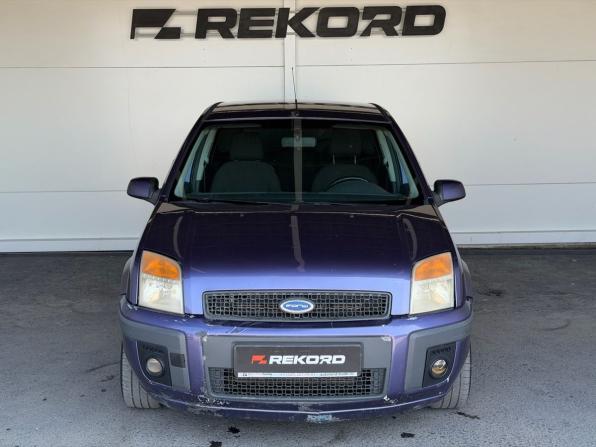 Ford Fusion I Рестайлинг с пробегом 2006 года, цена 449 000 рублей, 178235 км, хэтчбек, Автокод Объявления