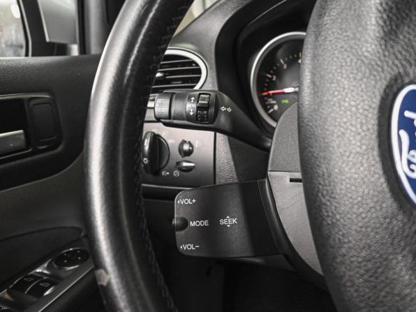 Ford Focus II Рестайлинг с пробегом 2009 года, цена 749 000 рублей, 193406 км, седан, Автокод Объявления