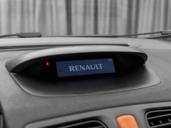 Renault Fluence I с пробегом 2010 года, цена 290 000 рублей, 310763 км, седан, Автокод Объявления