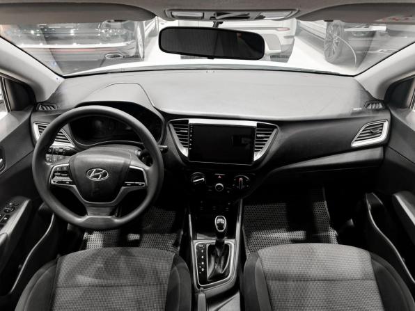 Hyundai Solaris II Рестайлинг с пробегом 2020 года, цена 1 150 000 рублей, 132315 км, седан, Автокод Объявления