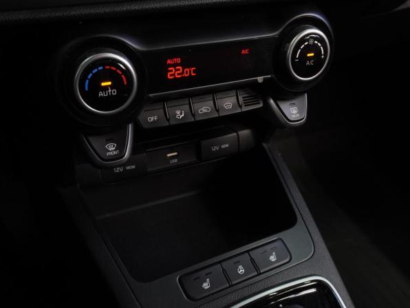 Kia Rio IV Рестайлинг с пробегом 2021 года, цена 1 829 000 рублей, 45548 км, хэтчбек, Автокод Объявления