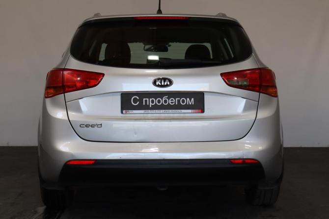 Kia Ceed II с пробегом 2015 года, цена 899 000 рублей, 171000 км, универсал, Автокод Объявления