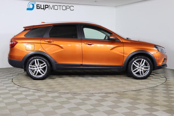 Lada (ВАЗ) Vesta I с пробегом 2019 года, цена 999 990 рублей, 175815 км, универсал, Автокод Объявления