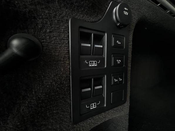 Land Rover Discovery V с пробегом 2017 года, цена 3 100 000 рублей, 179445 км, внедорожник, Автокод Объявления