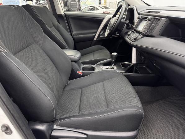 Toyota RAV4 IV (XA40) Рестайлинг с пробегом 2016 года, цена 2 099 000 рублей, 139384 км, внедорожник, Автокод Объявления