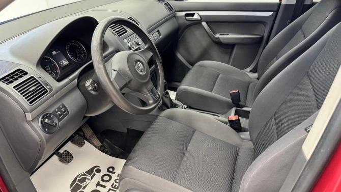 Volkswagen Touran I Рестайлинг 2 с пробегом 2015 года, цена 1 100 000 рублей, 114955 км, компактвэн, Автокод Объявления