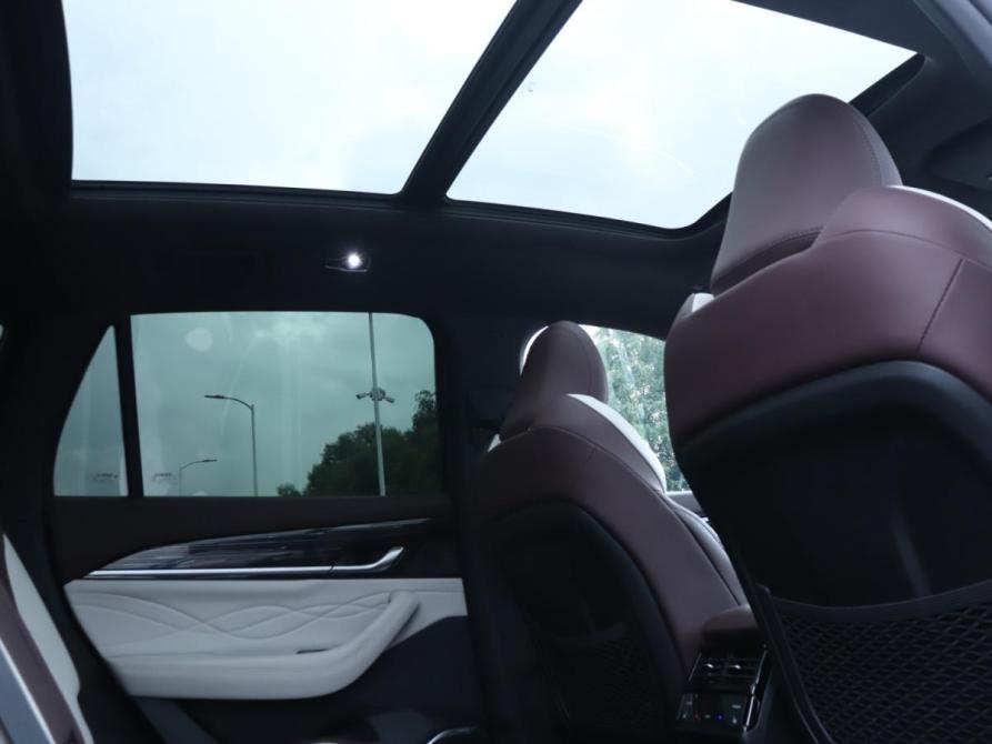 Geely Monjaro I Москва  - изображение 27