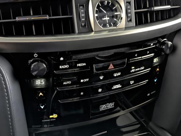 Lexus LX III Рестайлинг 2 с пробегом 2019 года, цена 9 115 000 рублей, 94649 км, внедорожник, Автокод Объявления
