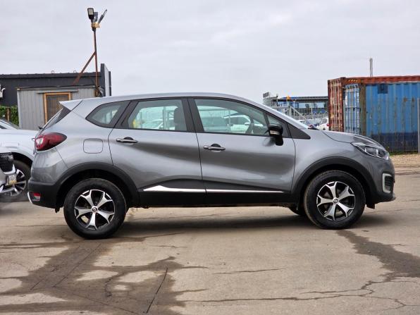 Renault Kaptur I Рестайлинг с пробегом 2022 года, цена 1 650 000 рублей, 23850 км, внедорожник, Автокод Объявления