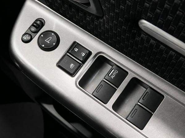 Honda Stepwgn V Рестайлинг с пробегом 2019 года, цена 2 560 000 рублей, 22200 км, минивэн, Автокод Объявления