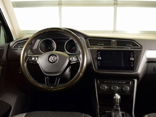 Volkswagen Tiguan II с пробегом 2019 года, цена 2 375 995 рублей, 62471 км, внедорожник, Автокод Объявления