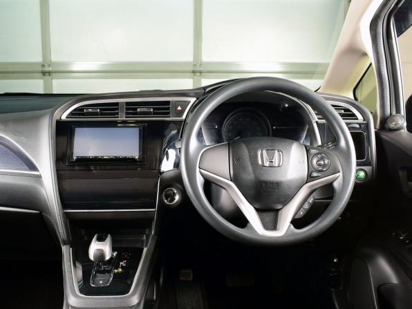 Honda Shuttle II с пробегом 2018 года, цена 1 199 995 рублей, 209281 км, универсал, Автокод Объявления