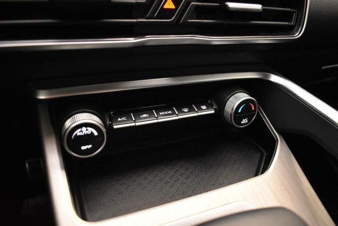 Geely Coolray I с пробегом 2024 года, цена 2 150 000 рублей, 32043 км, внедорожник, Автокод Объявления