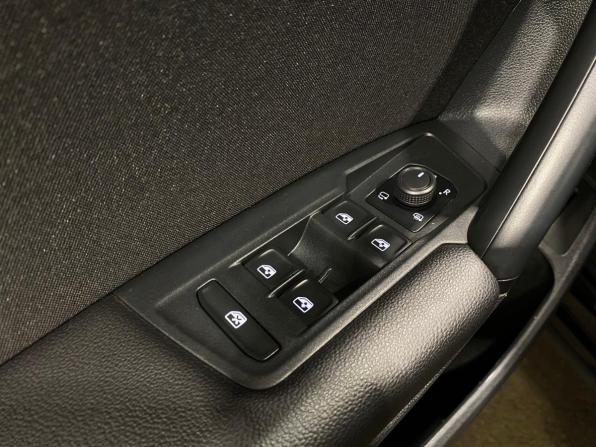 Volkswagen Tiguan II Рестайлинг с пробегом 2021 года, цена 2 850 000 рублей, 47859 км, внедорожник, Автокод Объявления