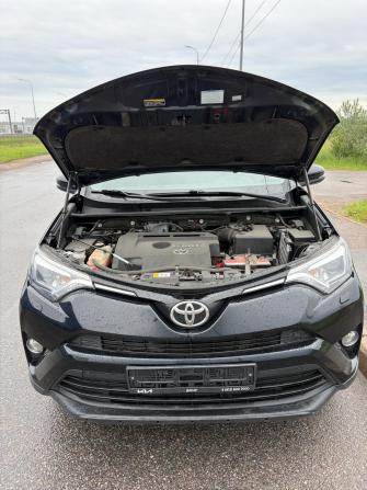 Toyota RAV4 IV (XA40) Рестайлинг с пробегом 2017 года, цена 2 250 000 рублей, 128000 км, внедорожник, Автокод Объявления