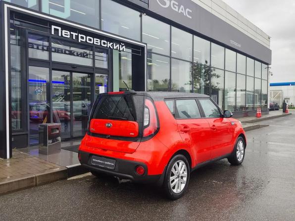 Kia Soul II Рестайлинг с пробегом 2017 года, цена 1 280 000 рублей, 91464 км, хэтчбек, Автокод Объявления