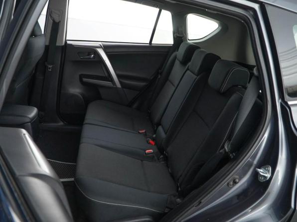 Toyota RAV4 IV (XA40) Рестайлинг с пробегом 2016 года, цена 2 567 077 рублей, 41530 км, внедорожник, Автокод Объявления