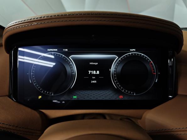 Aston Martin DB12 с пробегом 2024 года, цена 55 000 000 рублей, 2405 км, кабриолет, Автокод Объявления