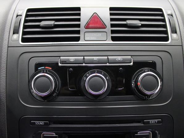 Volkswagen Touran I Рестайлинг 2 с пробегом 2011 года, цена 556 000 рублей, 270000 км, компактвэн, Автокод Объявления