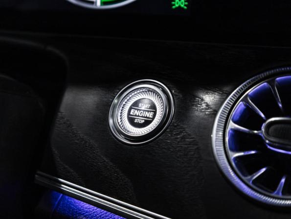 Mercedes-Benz E-Класс AMG V (W213) с пробегом 2018 года, цена 3 599 700 рублей, 148591 км, седан, Автокод Объявления
