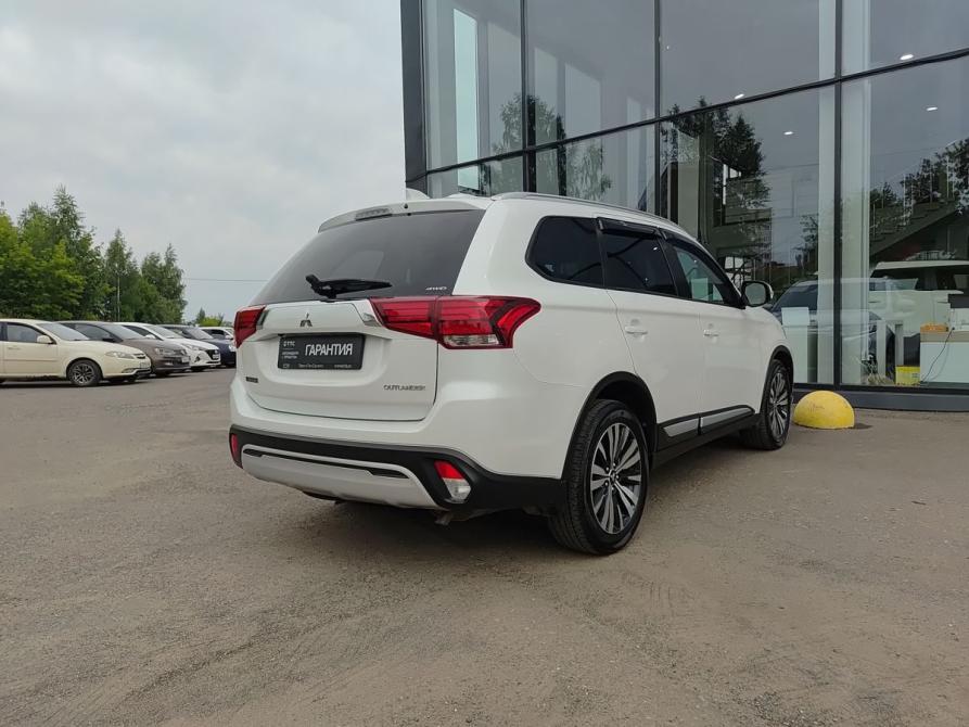 Mitsubishi Outlander III Рестайлинг 3 Ижевск  - изображение 6