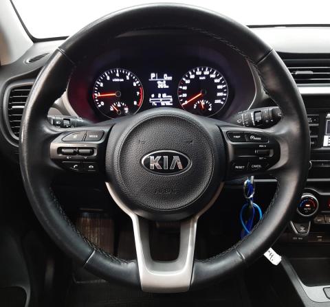 Kia Rio IV Рестайлинг с пробегом 2021 года, цена 1 619 000 рублей, 96755 км, хэтчбек, Автокод Объявления