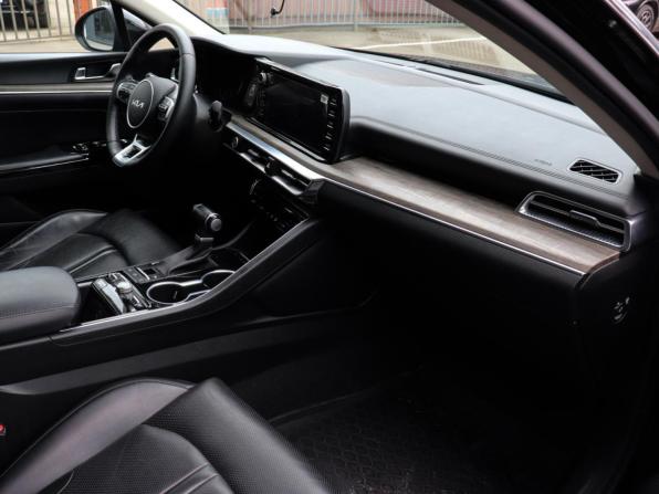 Kia K5 III с пробегом 2022 года, цена 2 950 000 рублей, 43320 км, седан, Автокод Объявления