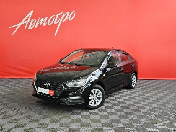 Hyundai Solaris II с пробегом 2017 года, цена 1 050 000 рублей, 131298 км, седан, Автокод Объявления