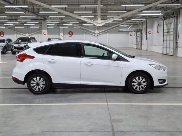 Ford Focus III Рестайлинг с пробегом 2018 года, цена 1 050 000 рублей, 127243 км, хэтчбек, Автокод Объявления