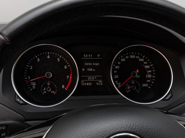 Volkswagen Jetta VI Рестайлинг с пробегом 2016 года, цена 1 430 000 рублей, 121433 км, седан, Автокод Объявления