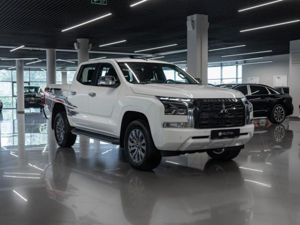 Mitsubishi L200 VI с пробегом 2025 года, цена 5 290 000 рублей, 15 км, пикап, Автокод Объявления