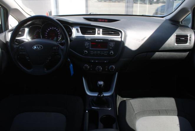 Kia Ceed II с пробегом 2012 года, цена 950 000 рублей, 74837 км, хэтчбек, Автокод Объявления