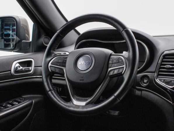 Jeep Grand Cherokee IV (WK2) Рестайлинг с пробегом 2018 года, цена 3 270 000 рублей, 162098 км, внедорожник, Автокод Объявления