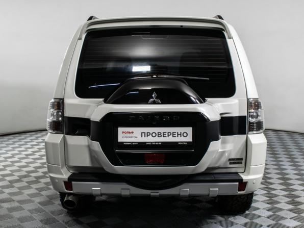Mitsubishi Pajero IV Рестайлинг 2 с пробегом 2017 года, цена 2 980 000 рублей, 91563 км, внедорожник, Автокод Объявления