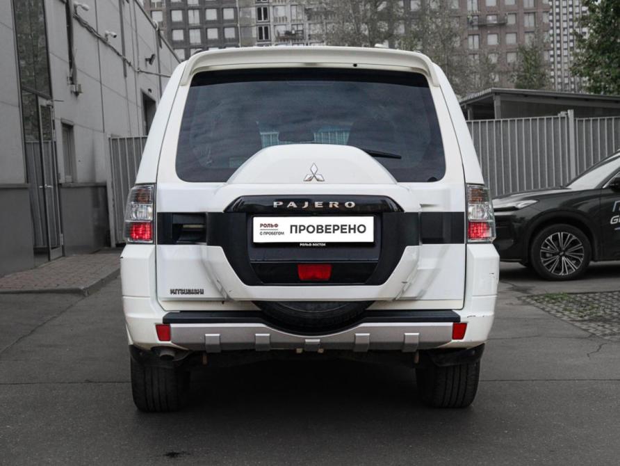 Mitsubishi Pajero IV Рестайлинг 2 Москва  - изображение 5
