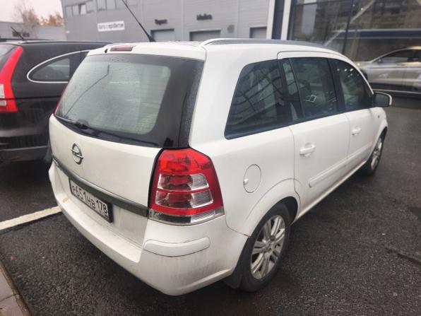 Opel Zafira B Рестайлинг с пробегом 2013 года, цена 569 000 рублей, 348000 км, компактвэн, Автокод Объявления