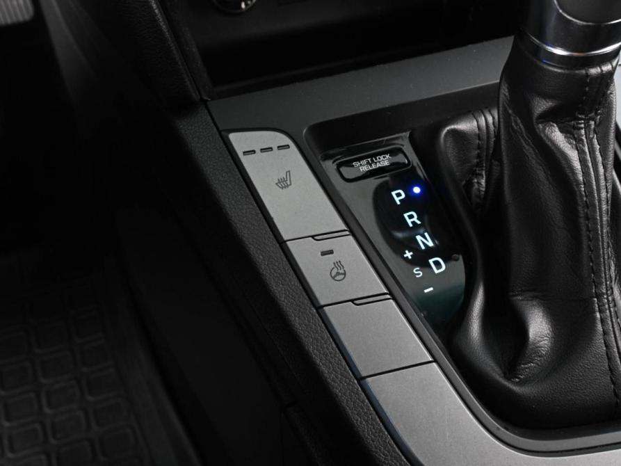 Hyundai Elantra VI (AD) Рестайлинг Ростов-на-Дону  - изображение 16