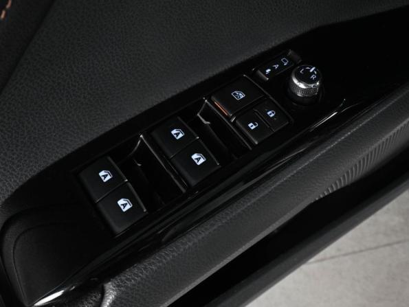 Toyota Camry VIII (XV70) с пробегом 2018 года, цена 3 100 000 рублей, 124415 км, седан, Автокод Объявления