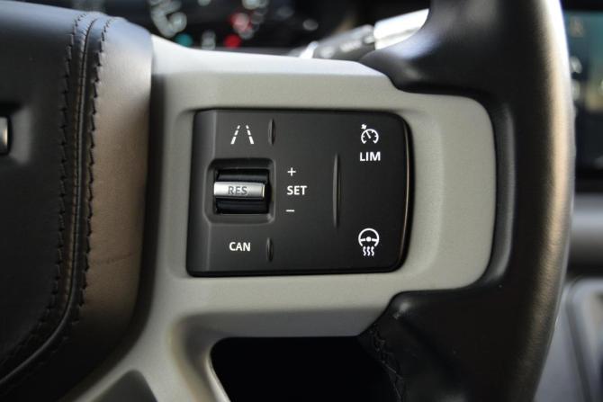 Land Rover Defender II с пробегом 2021 года, цена 6 990 000 рублей, 96700 км, внедорожник, Автокод Объявления