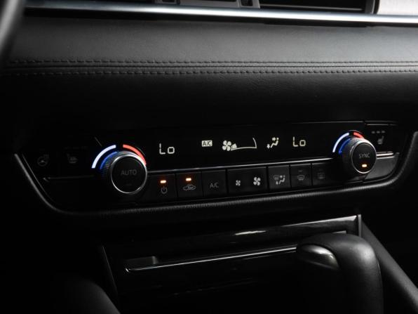 Mazda 6 III (GJ) Рестайлинг 2 с пробегом 2020 года, цена 1 817 000 рублей, 171782 км, седан, Автокод Объявления