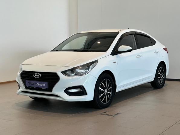 Hyundai Solaris II с пробегом 2019 года, цена 1 350 000 рублей, 120371 км, седан, Автокод Объявления