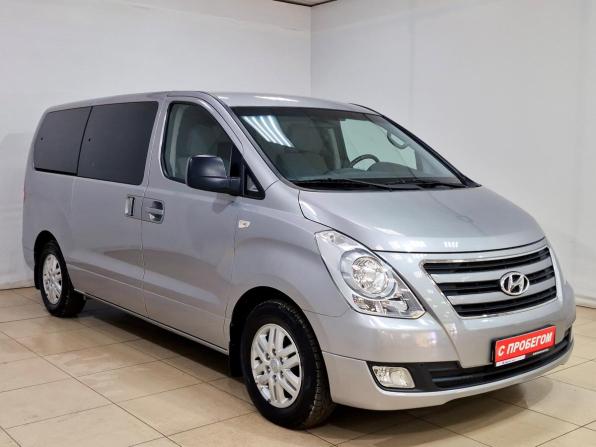 Hyundai H-1 II Рестайлинг с пробегом 2016 года, цена 2 650 000 рублей, 79200 км, минивэн, Автокод Объявления