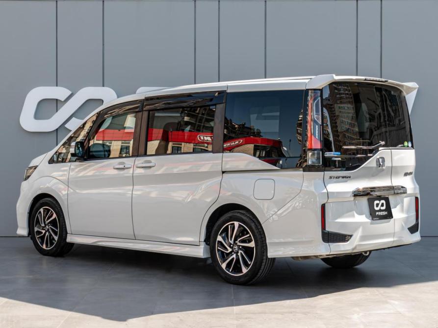 Honda Stepwgn V Рестайлинг Краснодар  - изображение 2